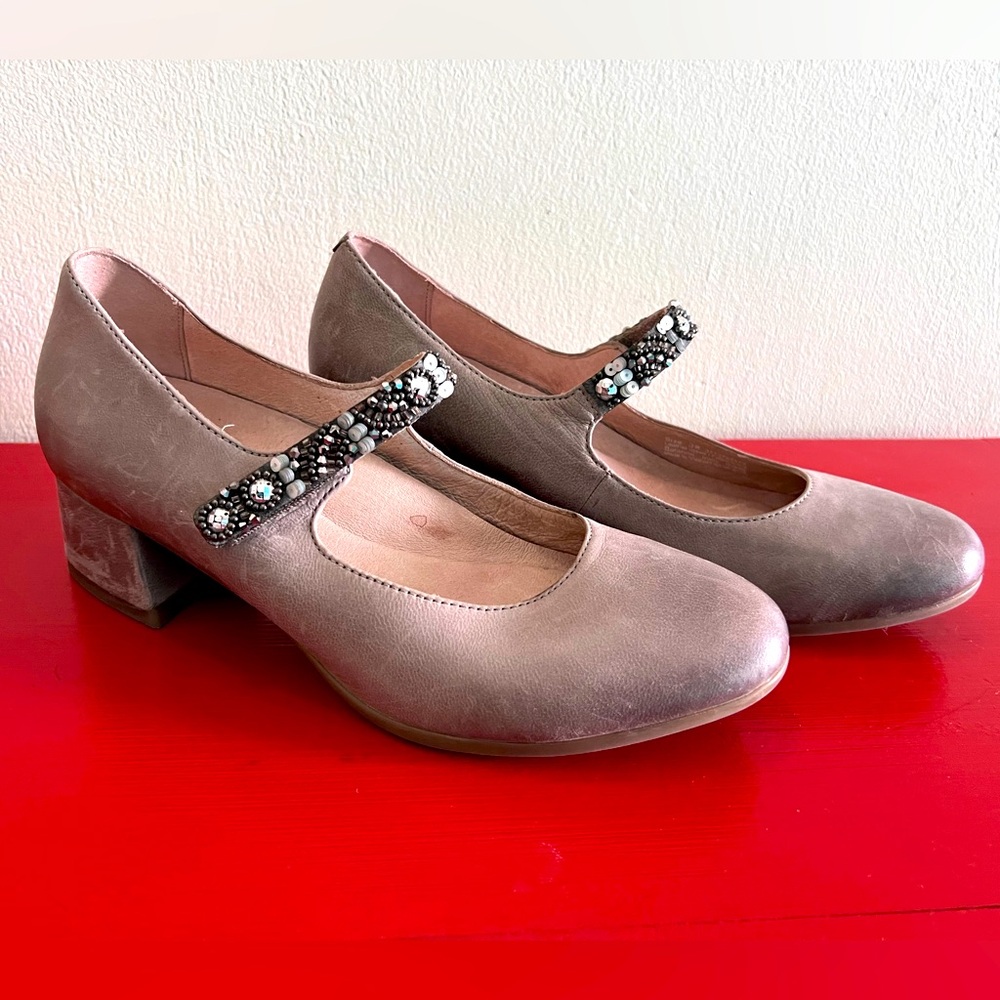 Dansko jeweled Mary Janes sz 38/8 - Picture 3 of 12